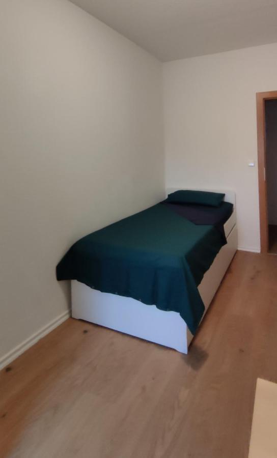 Komfortables Und Sauberes Zimmer Λειψία Εξωτερικό φωτογραφία