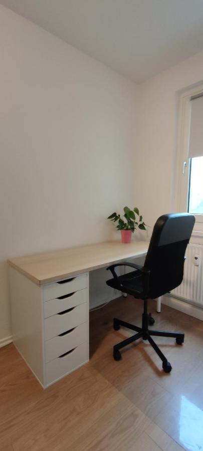 Komfortables Und Sauberes Zimmer Λειψία Εξωτερικό φωτογραφία